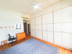 Seletaris (D27), Condominium #580591881